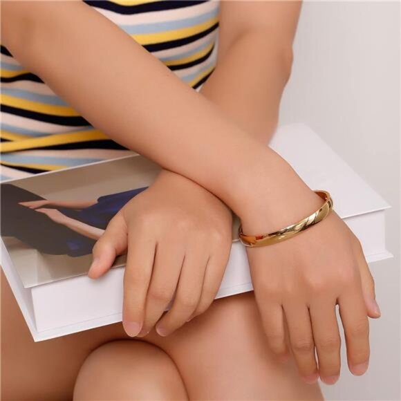 Womens Bangle 8MM Stainless Steel Bracelet Oval Polished Finish Cuff Bangle 6.7" - Picture 4 of 7